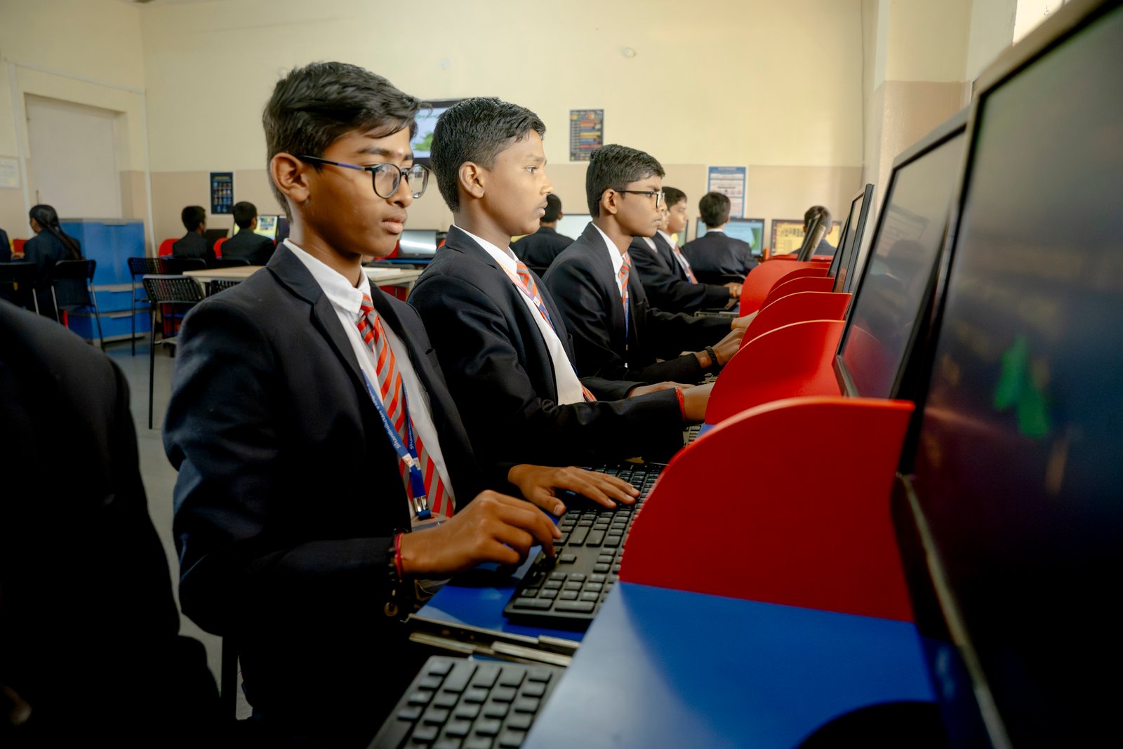 Computer lab/UKP02151.jpg