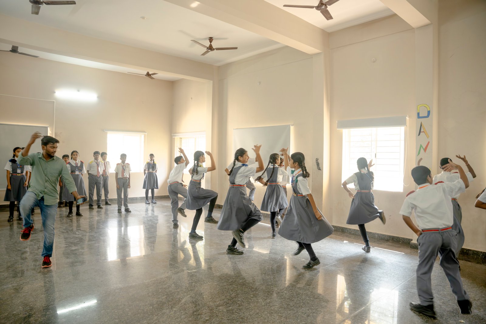 Dance room and classes/UKP02097.jpg