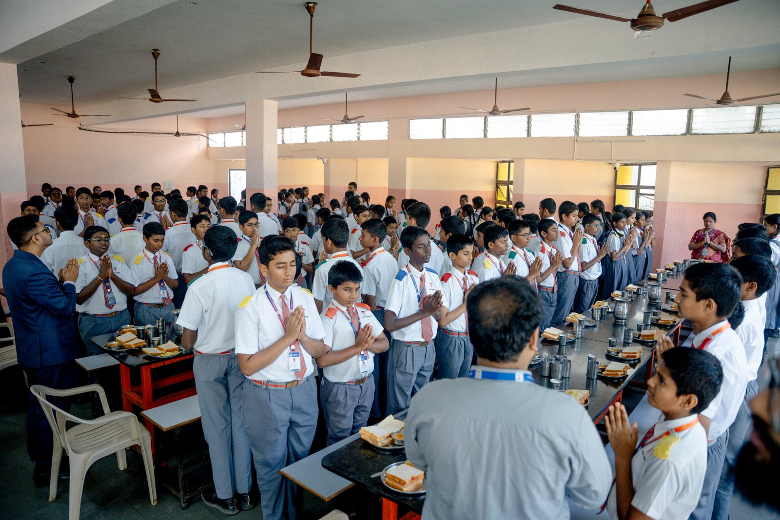Dining hall/UKP01654.jpg