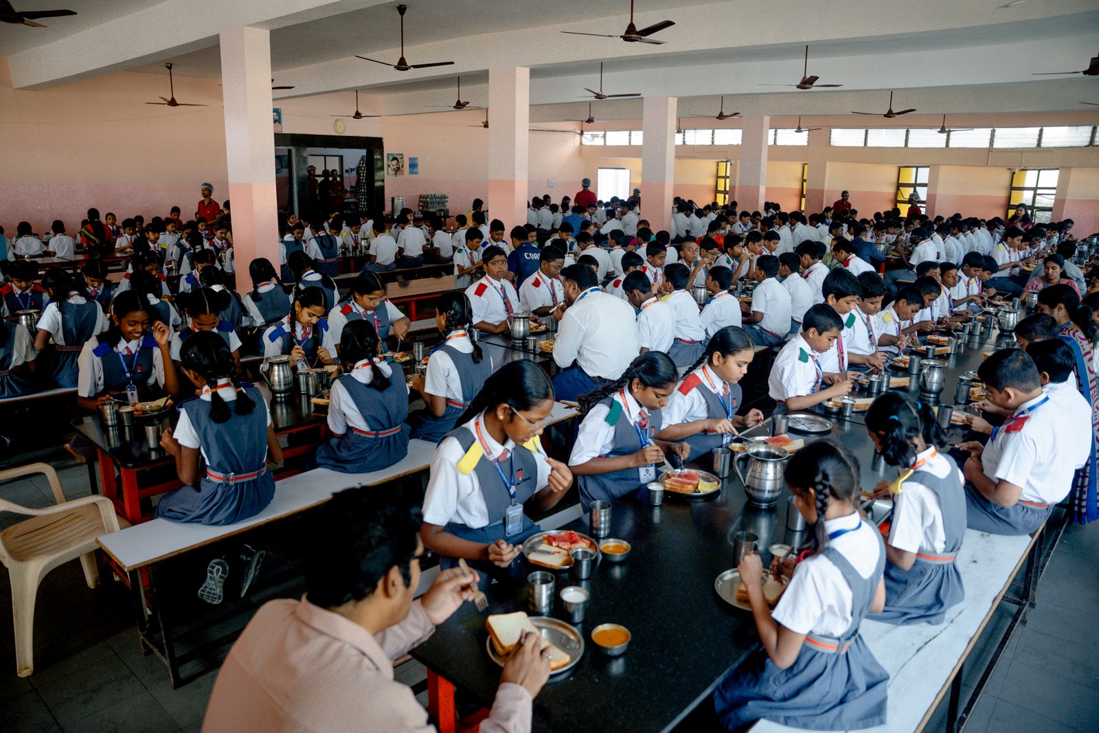 Dining hall/UKP01669.jpg