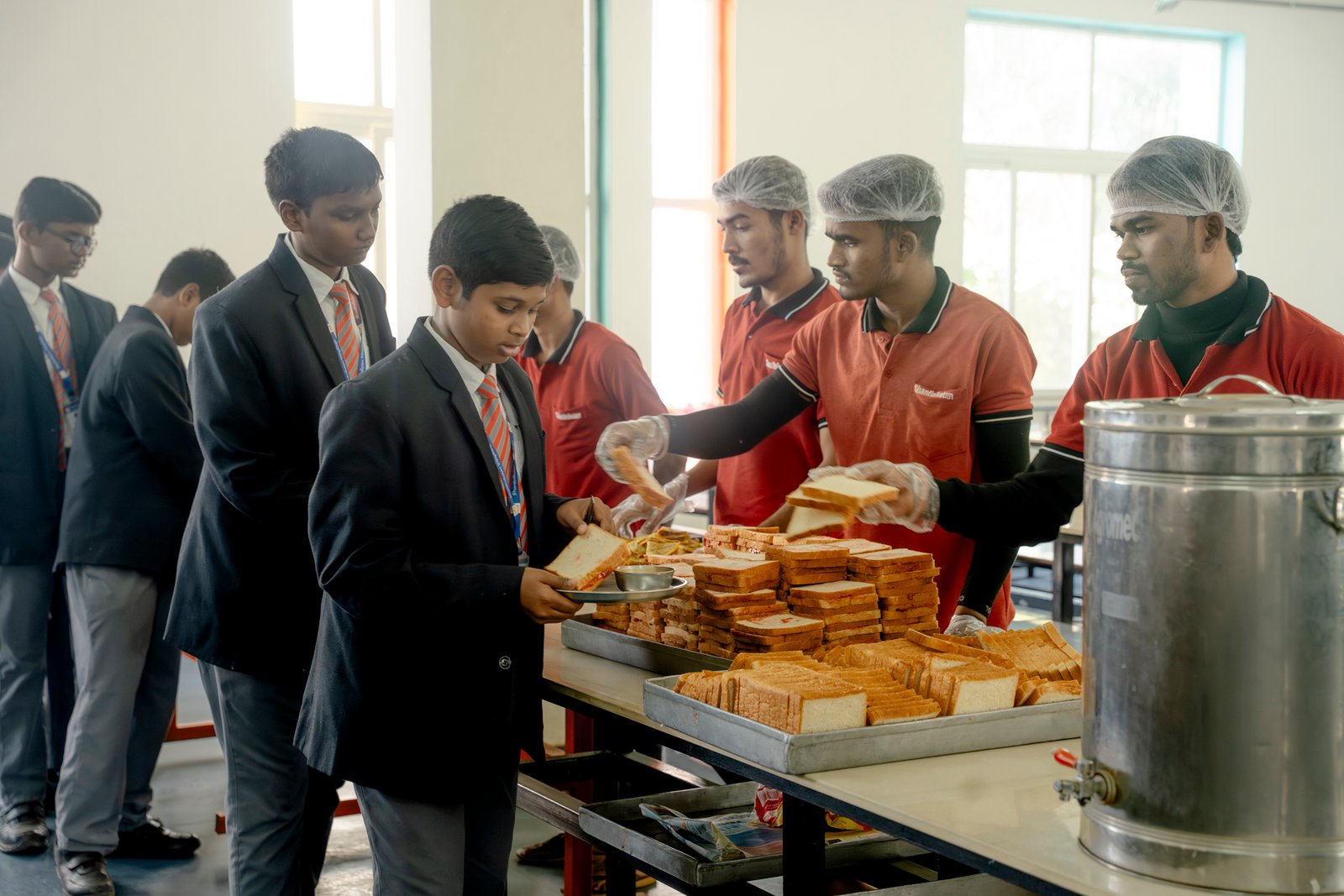 Dining hall/UKP01709.jpg