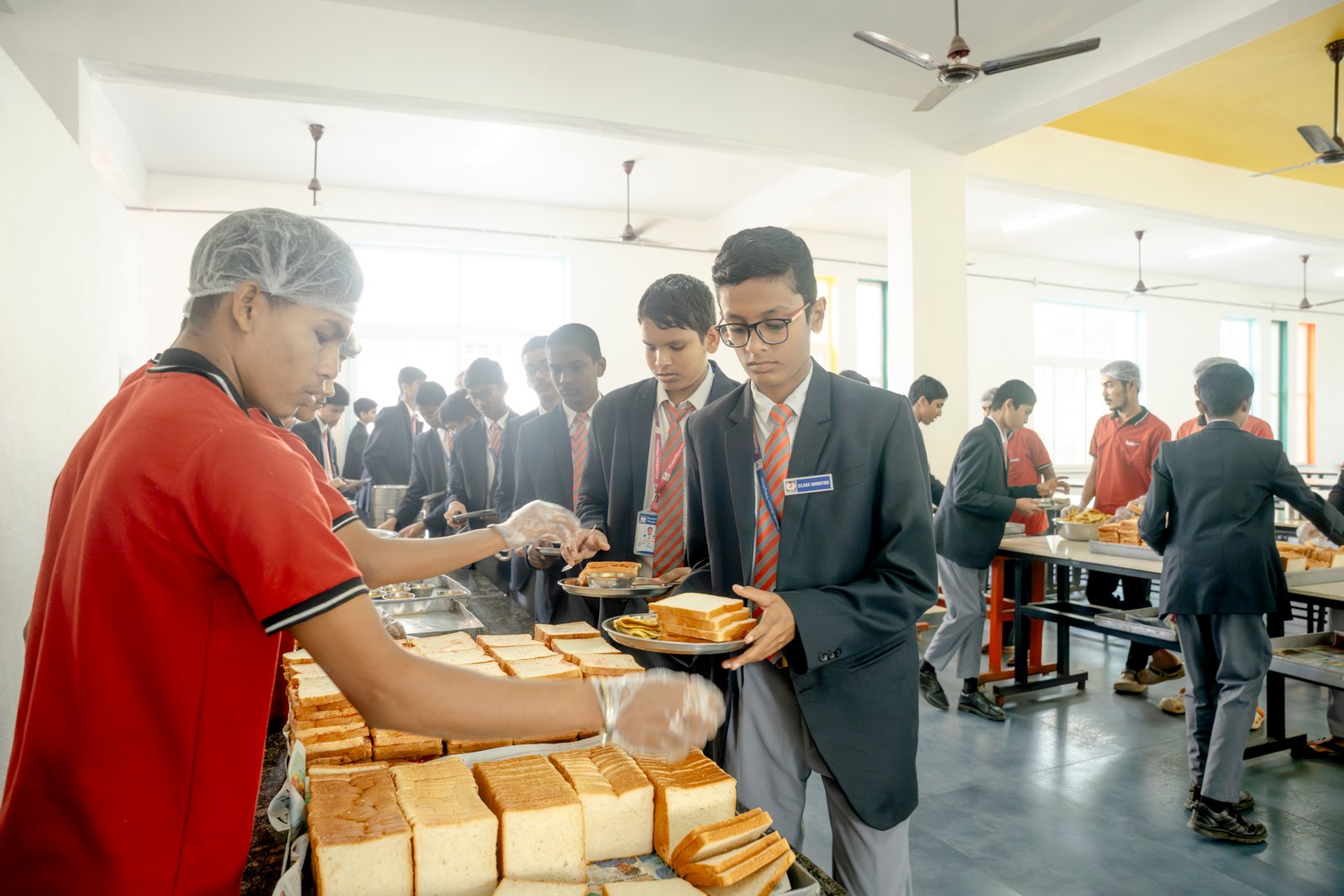 Dining hall/UKP01715.jpg