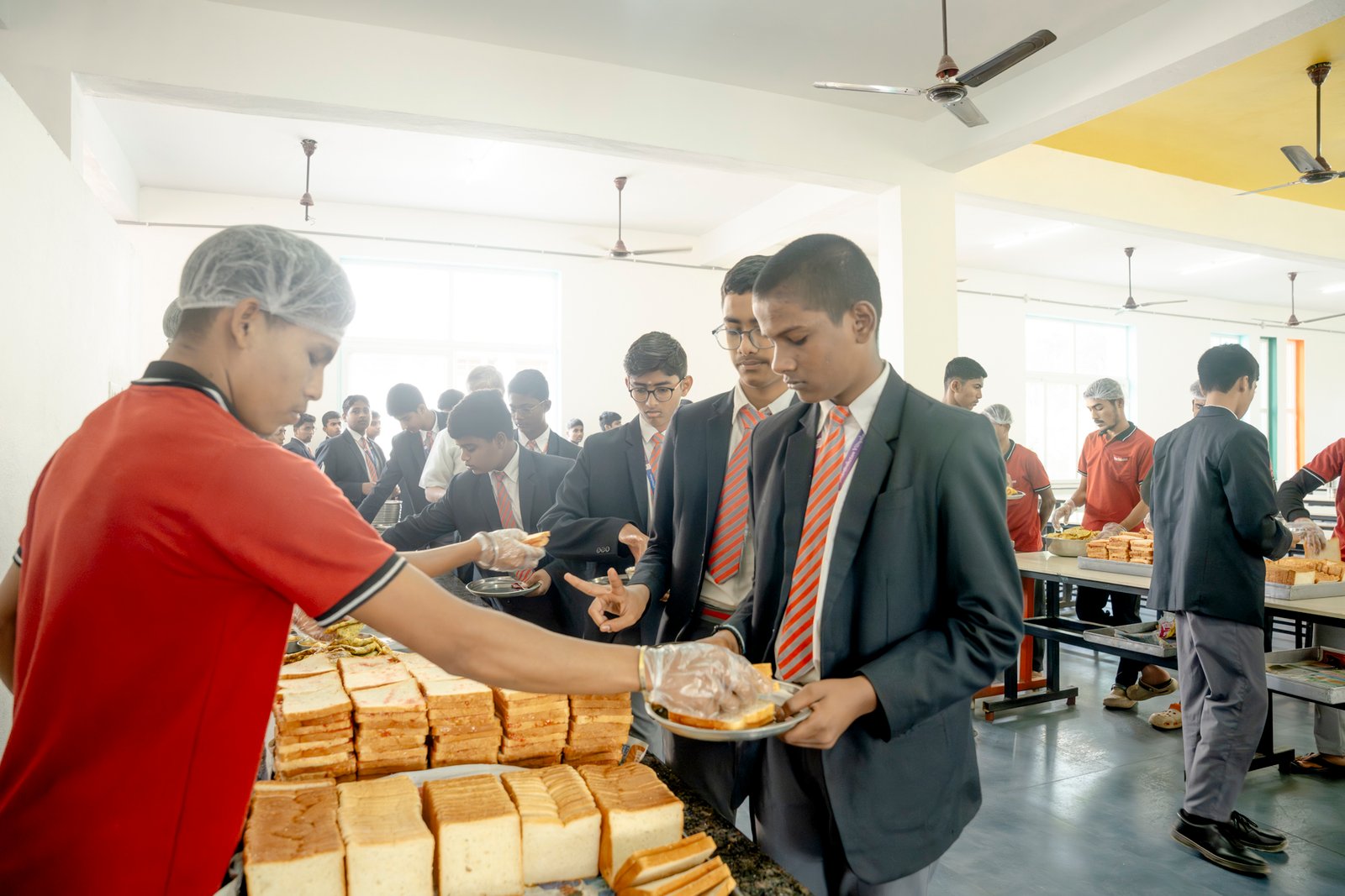 Dining hall/UKP01718.jpg