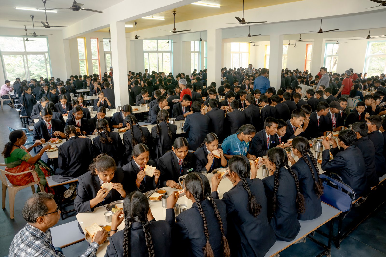 Dining hall/UKP01756.jpg