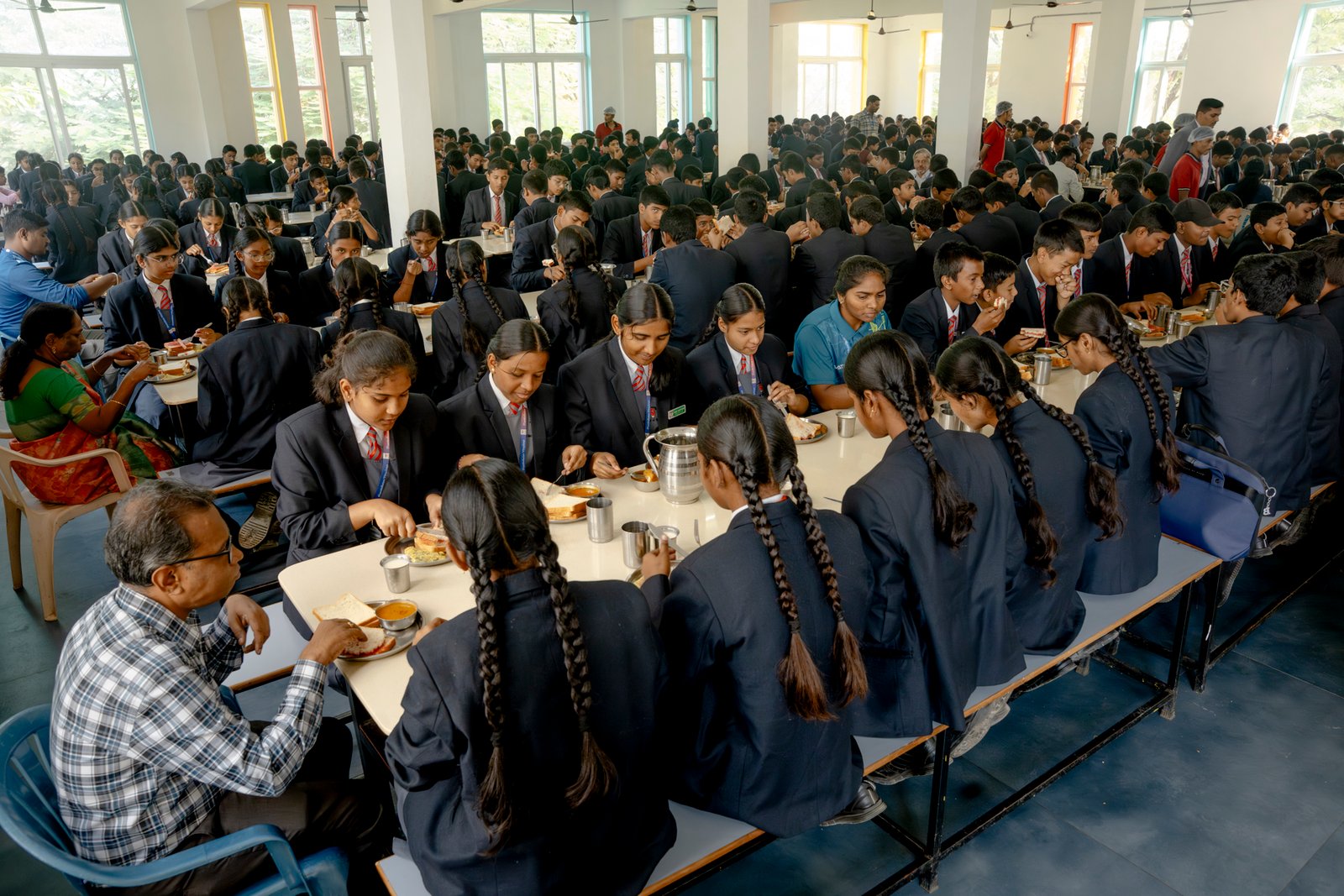 Dining hall/UKP01763.jpg