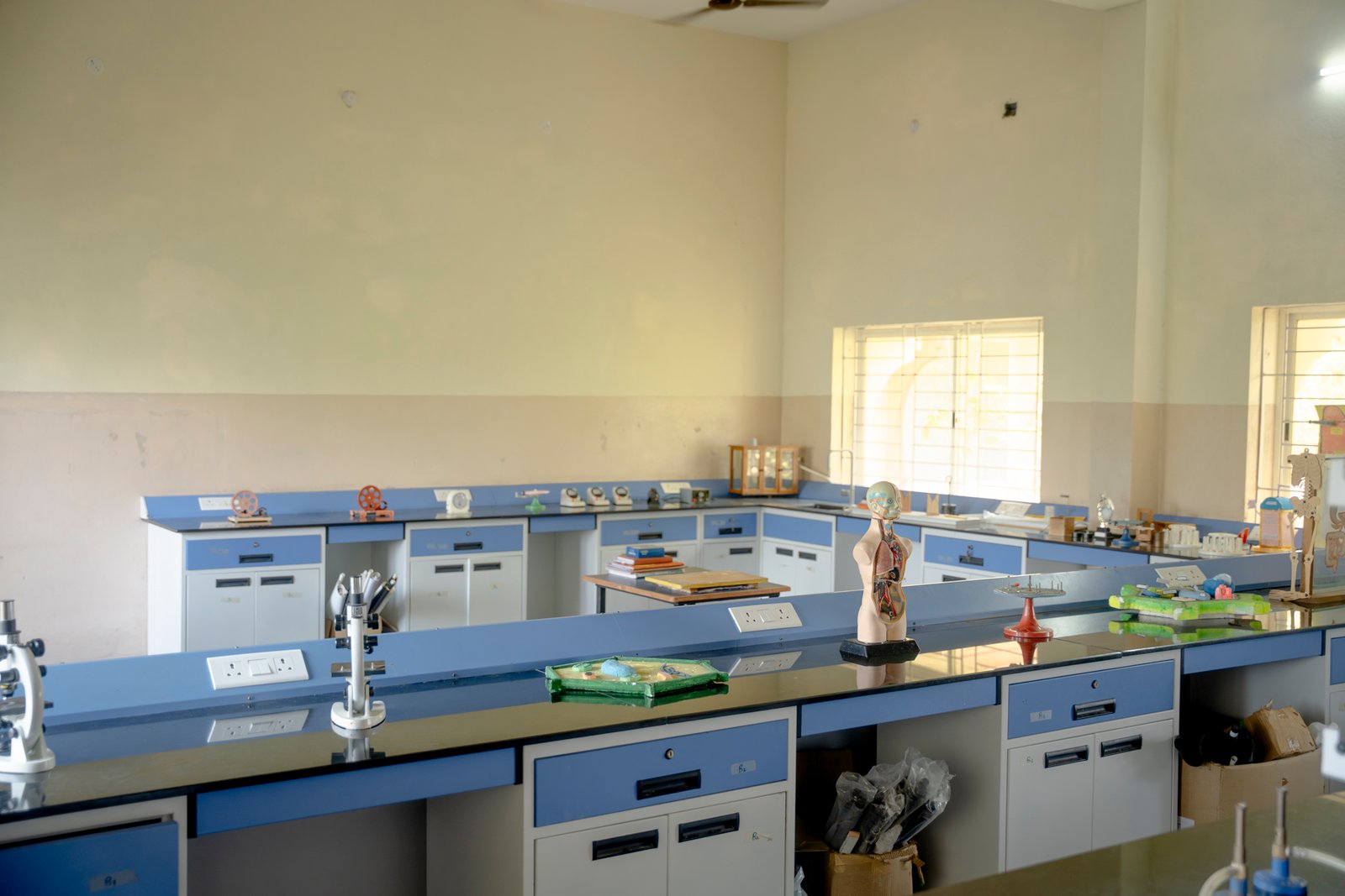 Lab and lab classes/UKP02013.jpg