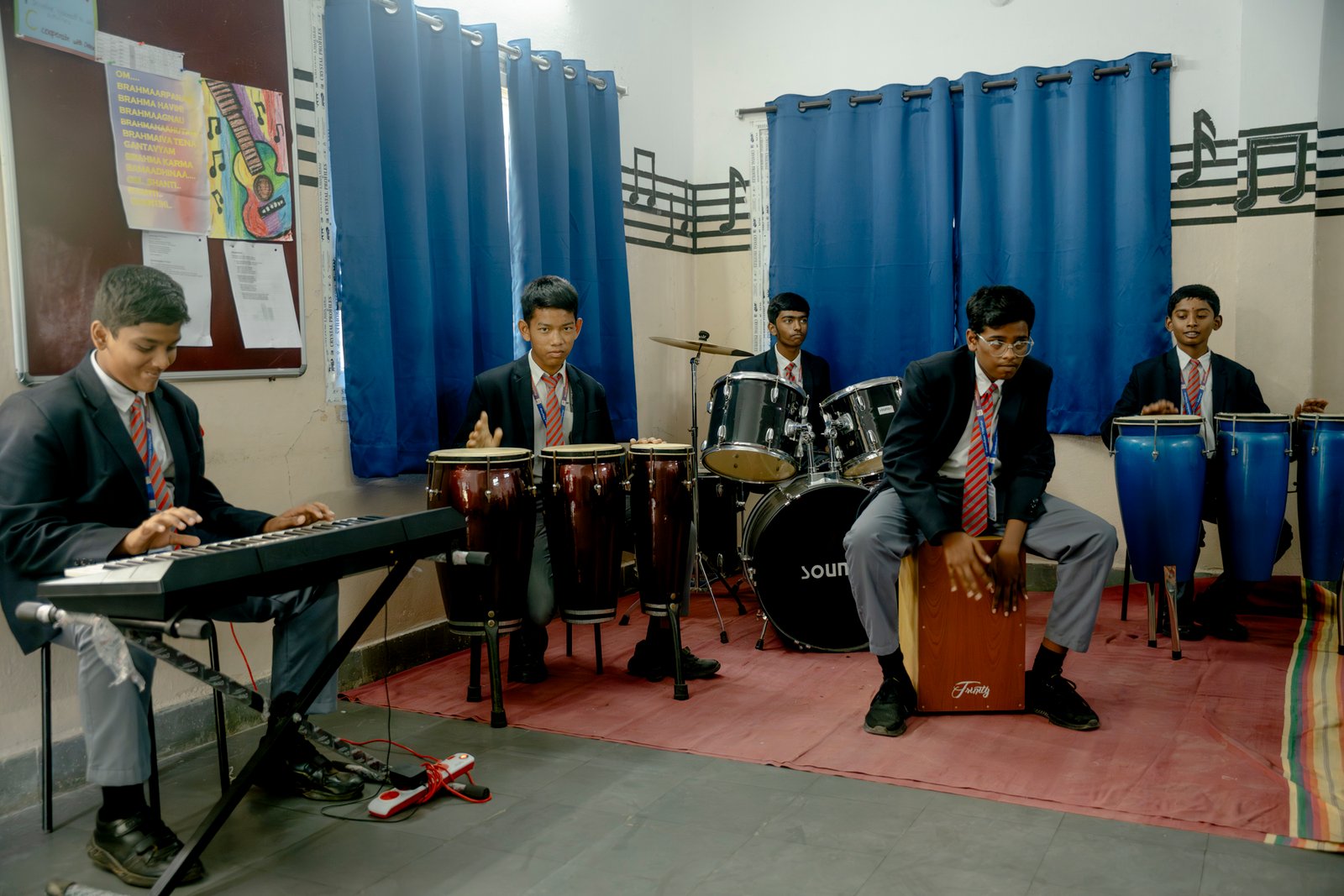 Music/UKP01896.jpg