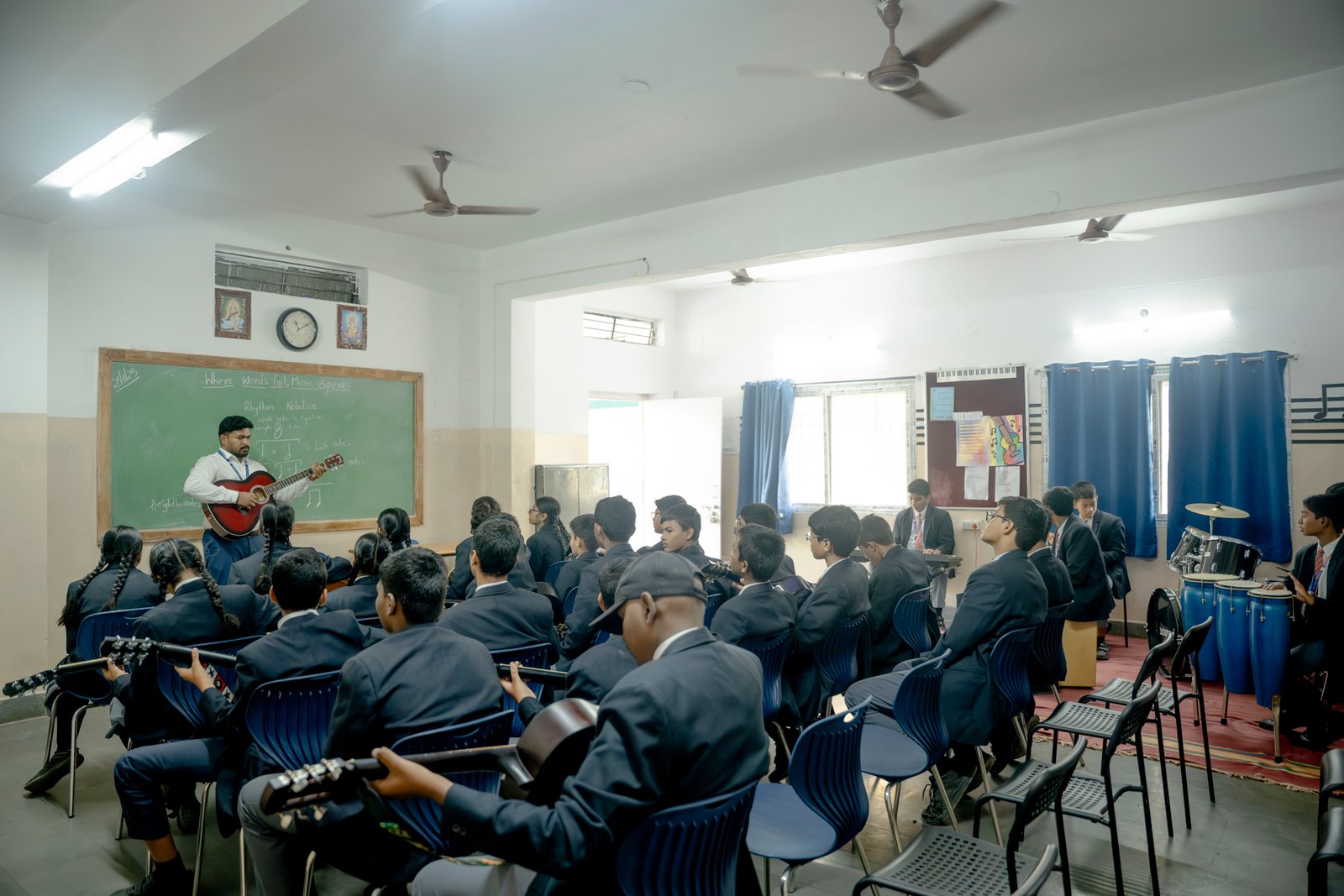 Music/UKP01903.jpg