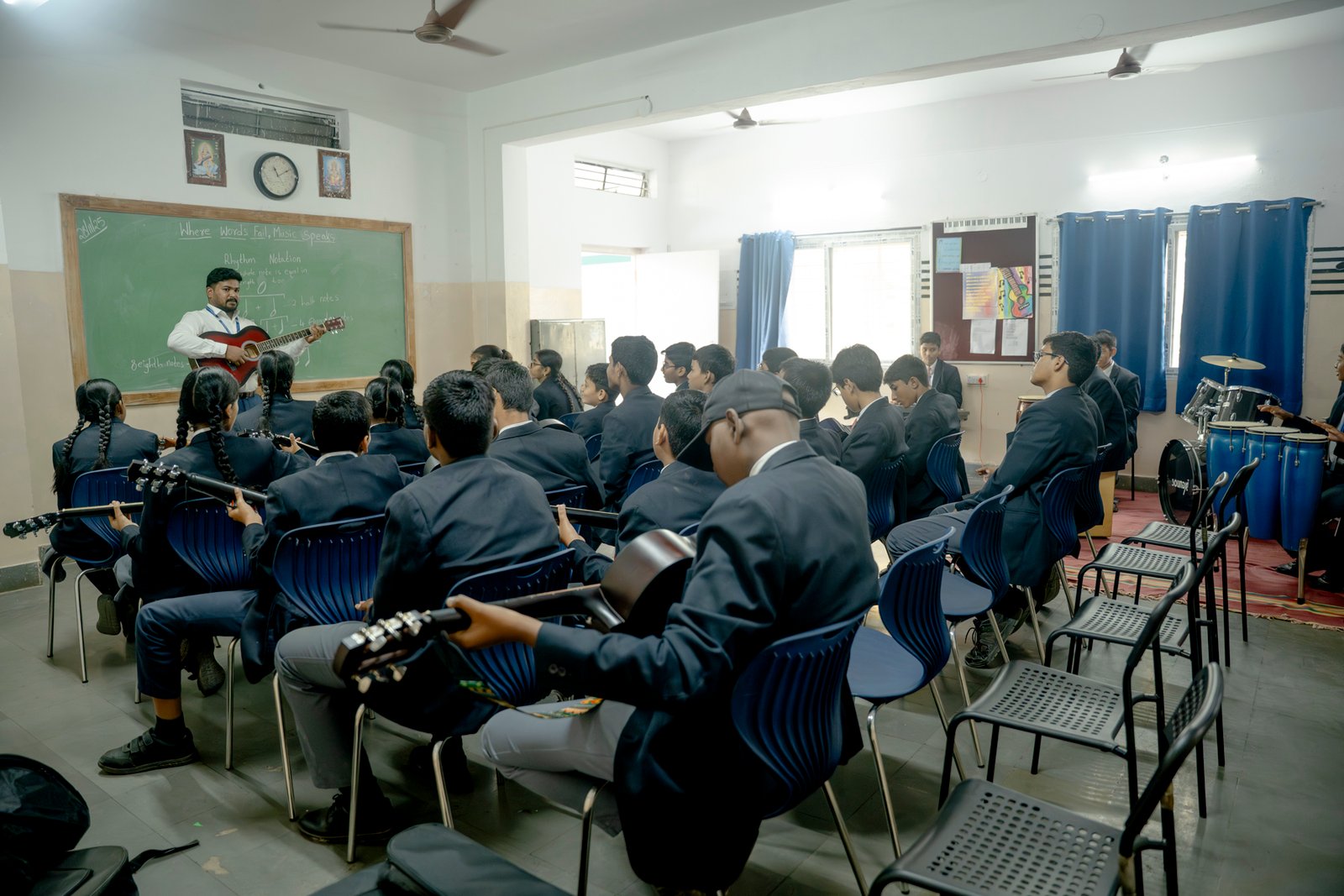Music/UKP01907.jpg